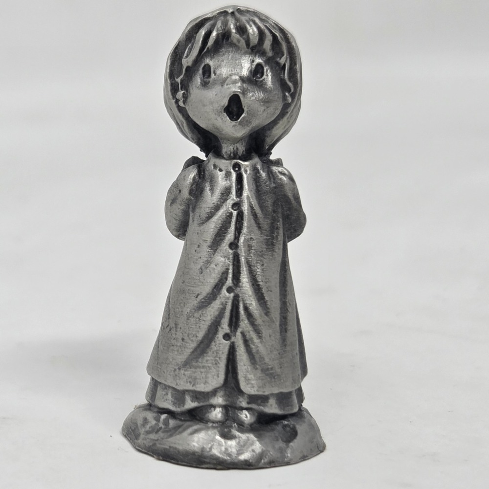 VINTAGE Hallmark Little‎ Gallery Pewter Christmas Choir Caroler Mini Figurine